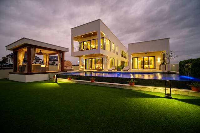 MODERN LUXURY OCEANFRONT MASTERPIECE IN FIJI