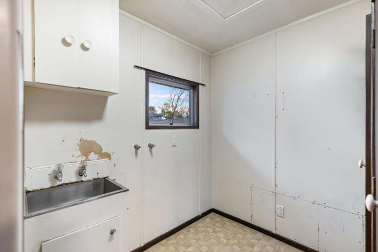 273A Royal Road Massey_16