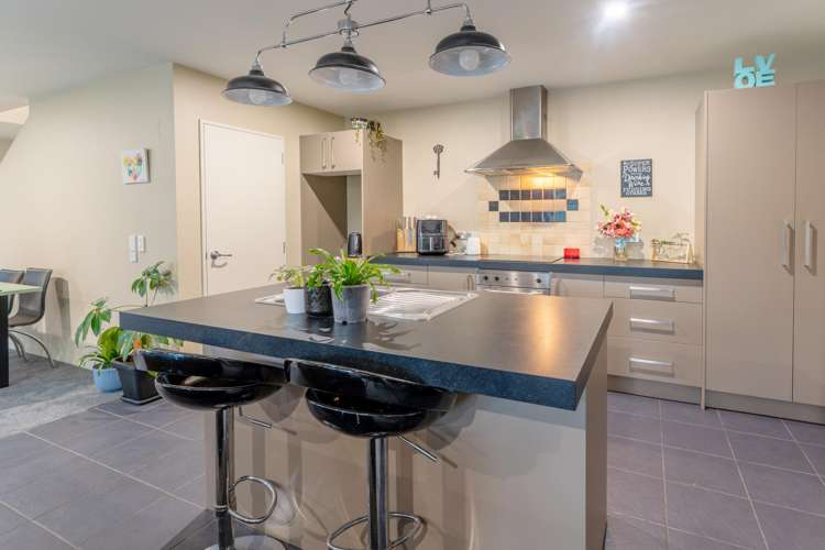 2/8 Braemar Place Marchwiel_8