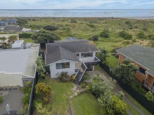 11 Moana Street Otaki Beach_2