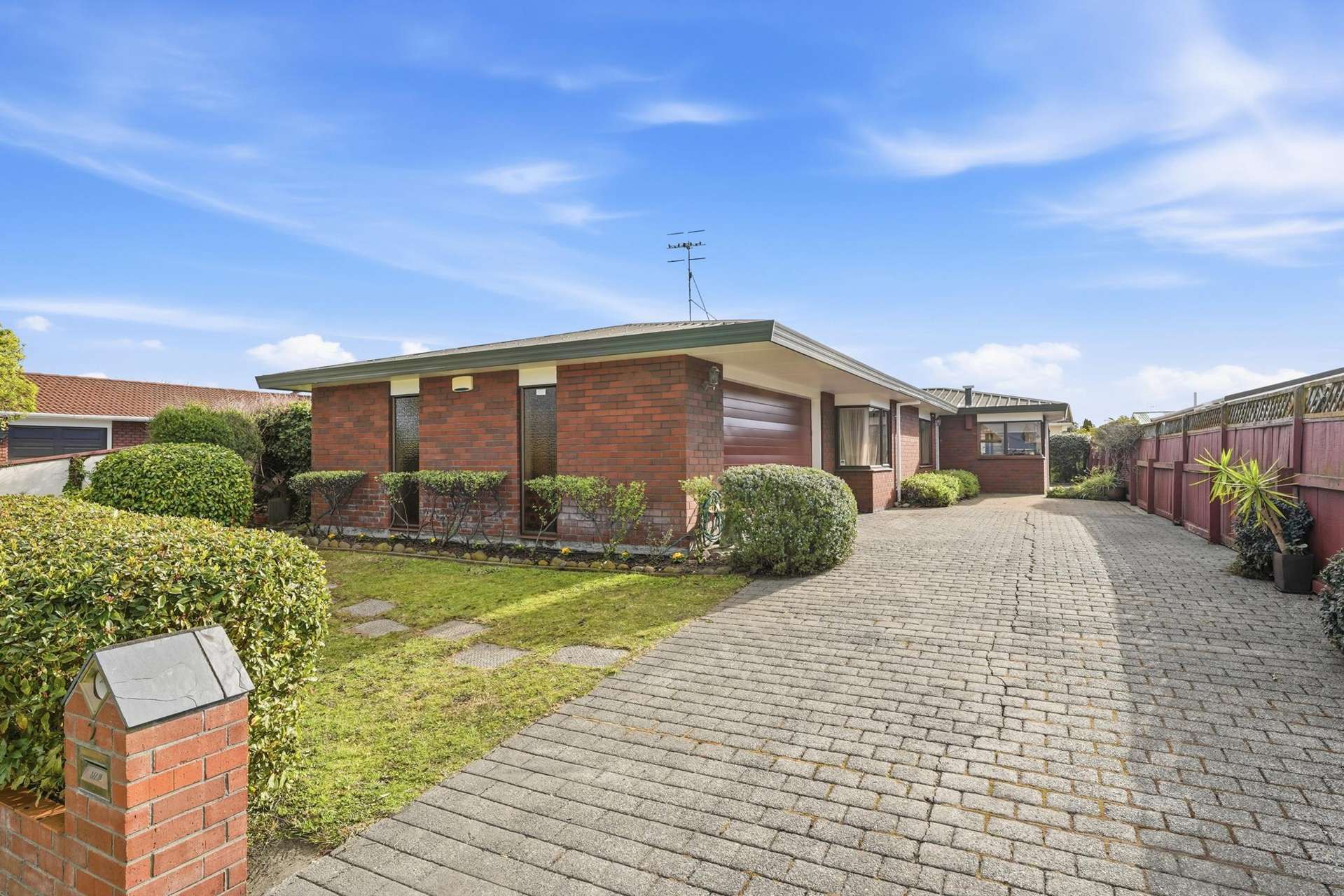 2 Warwick Place Springvale_0