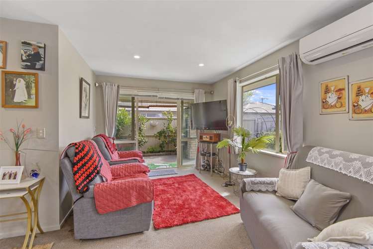 16b Achilles Street Burwood_6