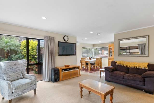 2 Woodview Rise Botany Downs_2