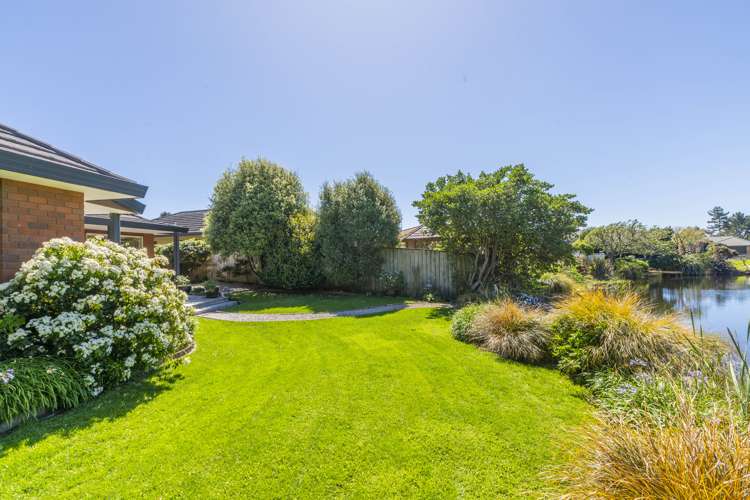 9 Lorna Irene Drive Raumati South_10