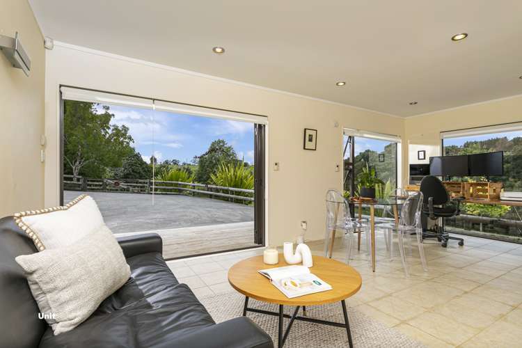 1439 Old North Road Helensville_18