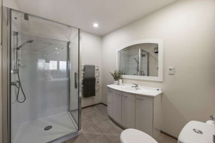 4 Kimbolton Lane Huntsbury_10