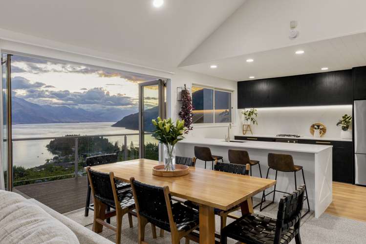 7b Manchester Place Queenstown_6