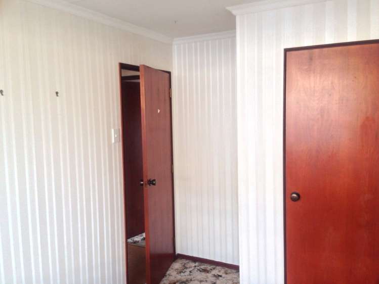 12a Baker Street Caversham_8