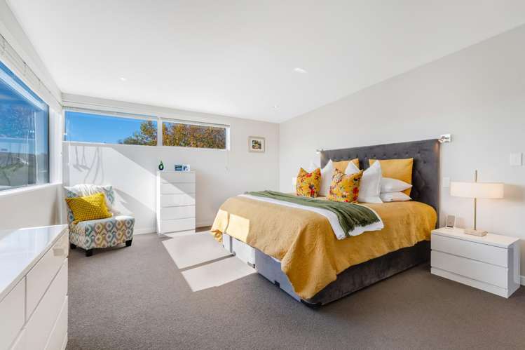 33 Luplau Crescent Cockle Bay_18