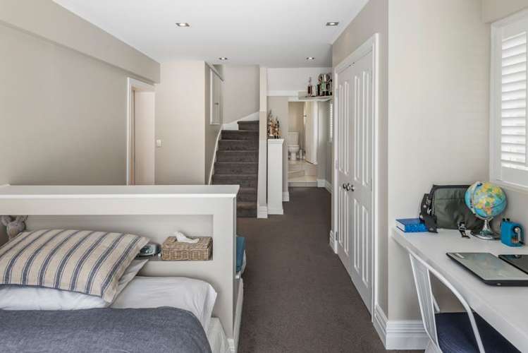 19 Montgomery Crescent Cockle Bay_17