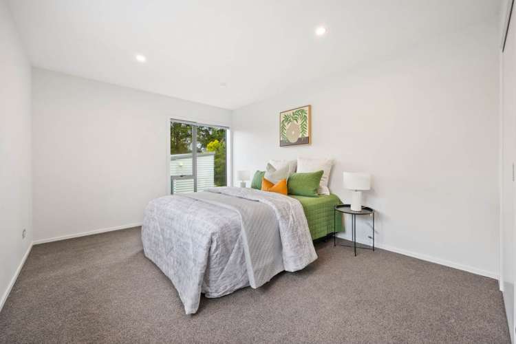 25c Marina Road Torbay_17