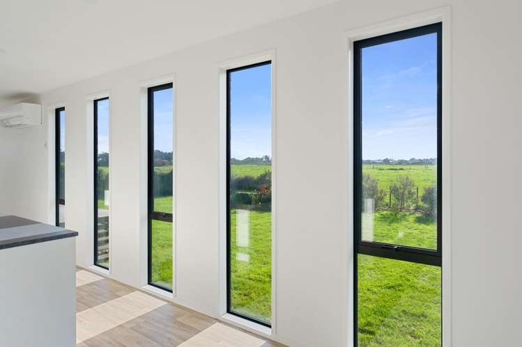 128 Rangiuru Road Otaki Beach_13