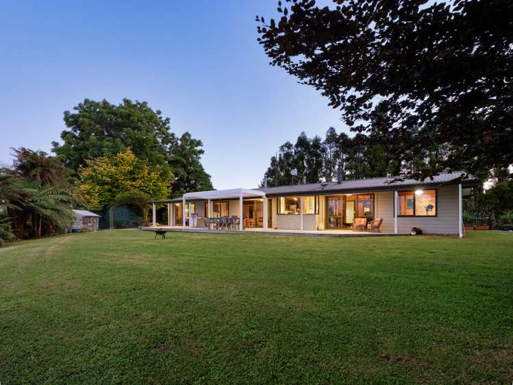 1080 Omanawa Road Omanawa Western Bay Of Plenty Houses for Sale