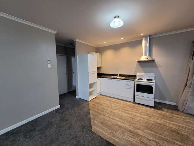 a/362 Dee Street Avenal_3