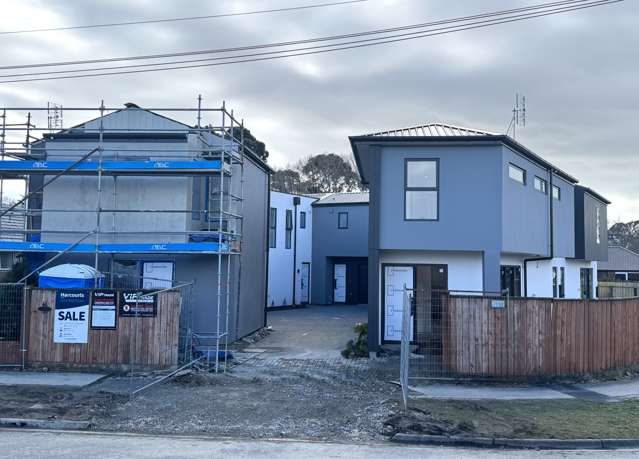 Brand New & Almost Complete - Burnside High Zone