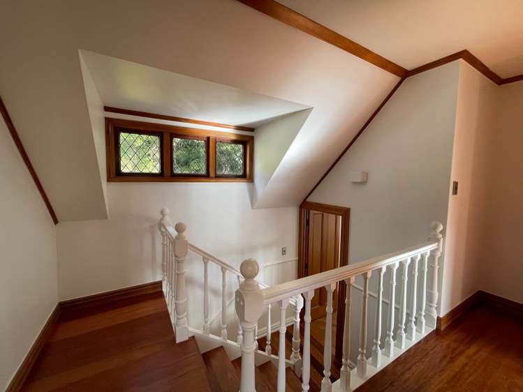 990 Sandspit Road Sandspit_12