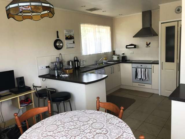 84 Bruce Road Glenfield_2