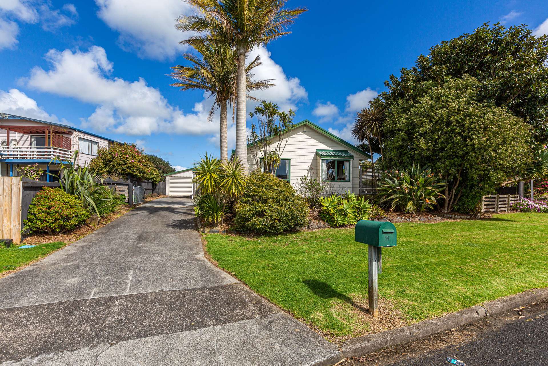 44 Taihiki Road Clarks Beach_0