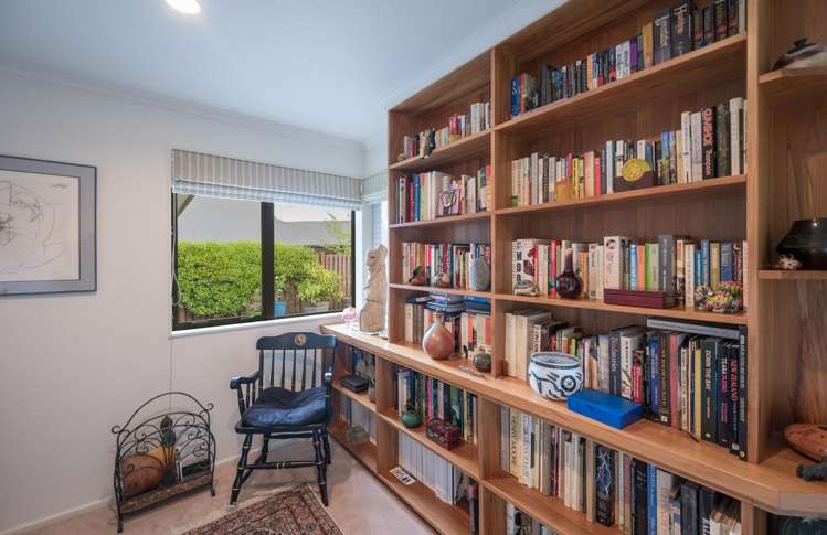 451 Suffolk Road Stoke_10