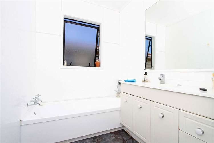 140c Canal Road Avondale_15