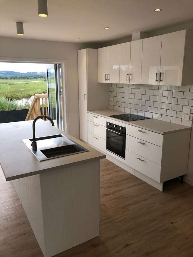 37 Kowhai Street Helensville_4