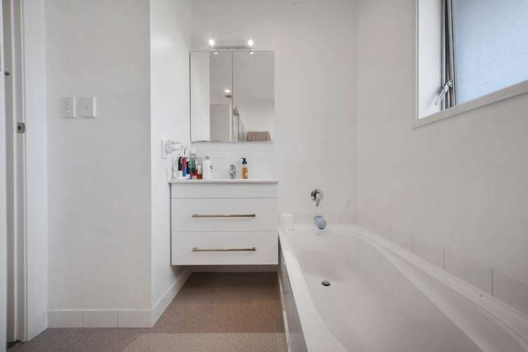 2/18 Buckley Road Epsom_8