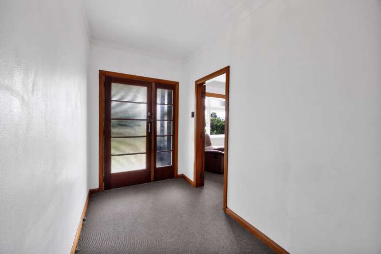 6 Disraeli Street Hawera_9