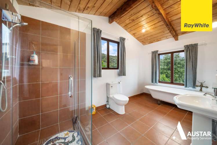 175 Marine Parade North Piha_13