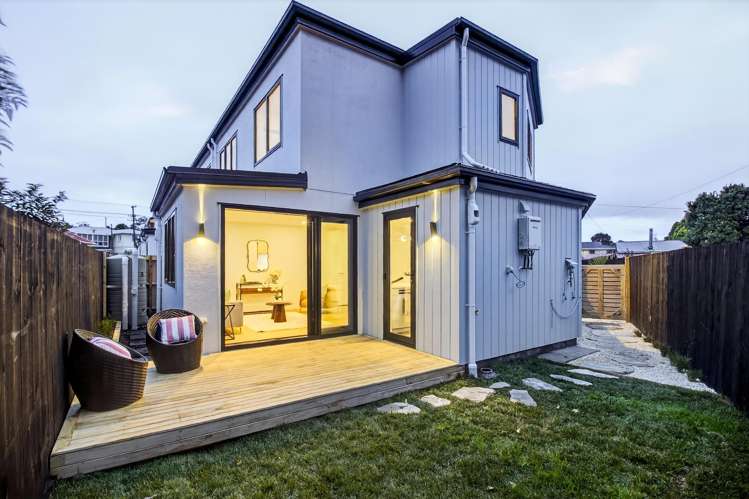 121D Vodanovich Road Te Atatu South_18