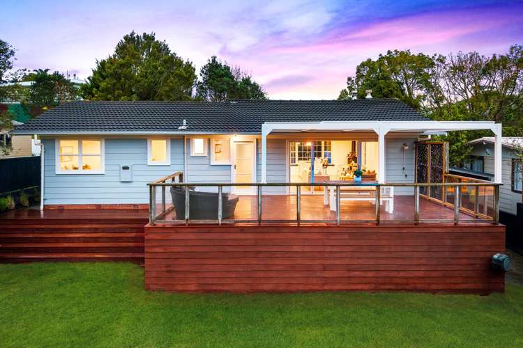 3 Easter Parade Glen Eden_1