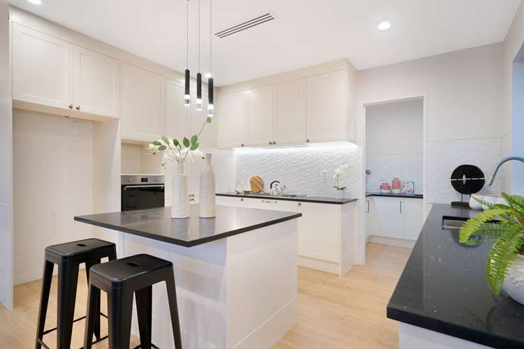 147 Seabrook Avenue New Lynn_7