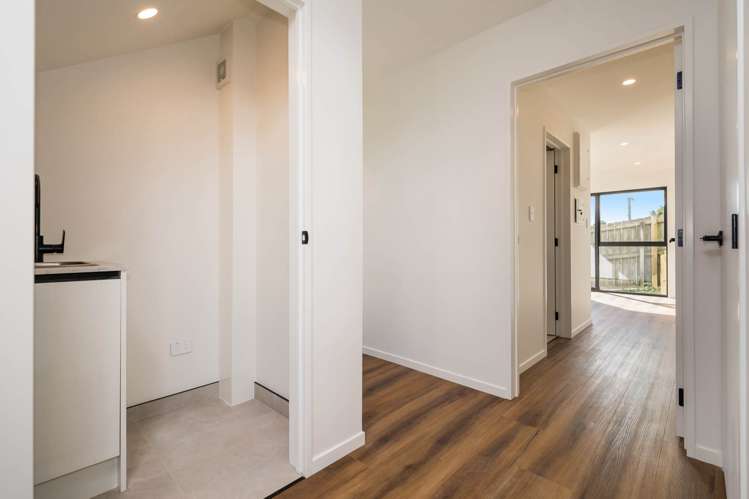 A/79 Archers Road Hillcrest_17