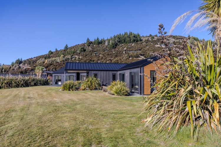 6 Hidden Hills Drive Wanaka_39