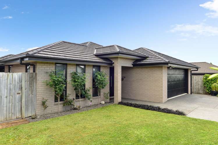 8 Carlingford Rise Dinsdale_11