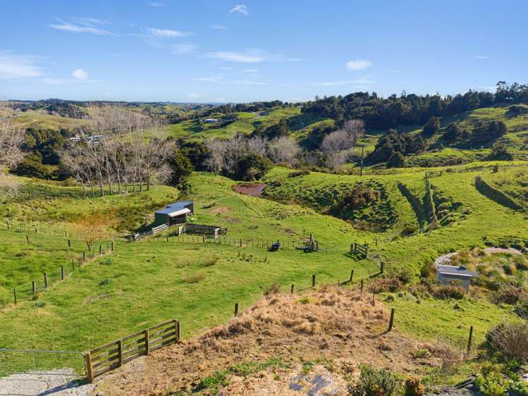 63 Porter Road Paparoa_29