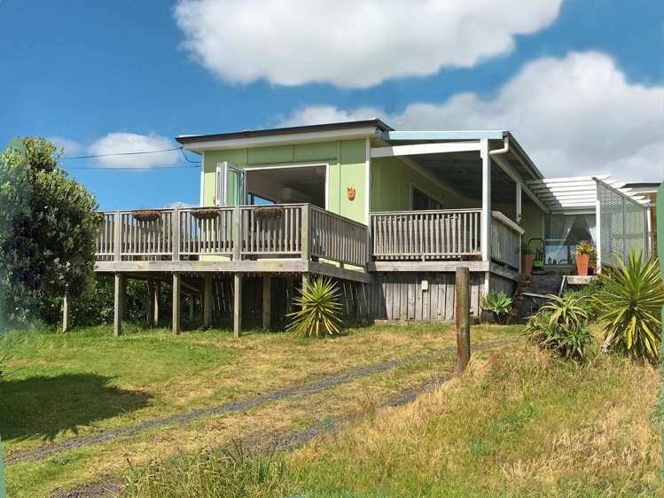 14 Wainamu Road Raglan_15