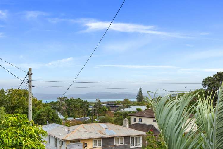 95 & 93 Wallace Road Mangere Bridge_15