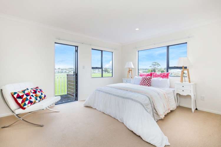 2/27 Akoranga Drive Northcote_7