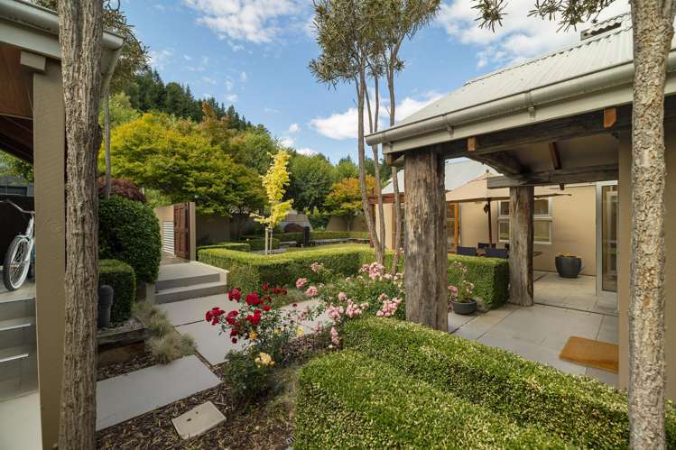 5 Vancouver Drive Queenstown_29