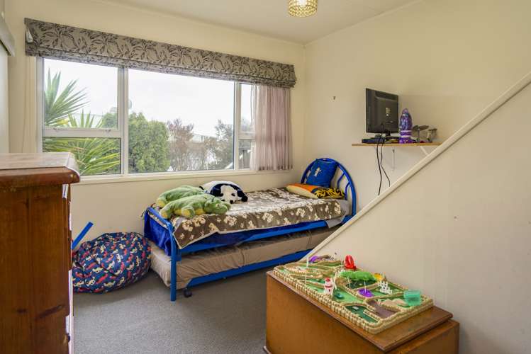 6 Allisdair Street Marybank_14