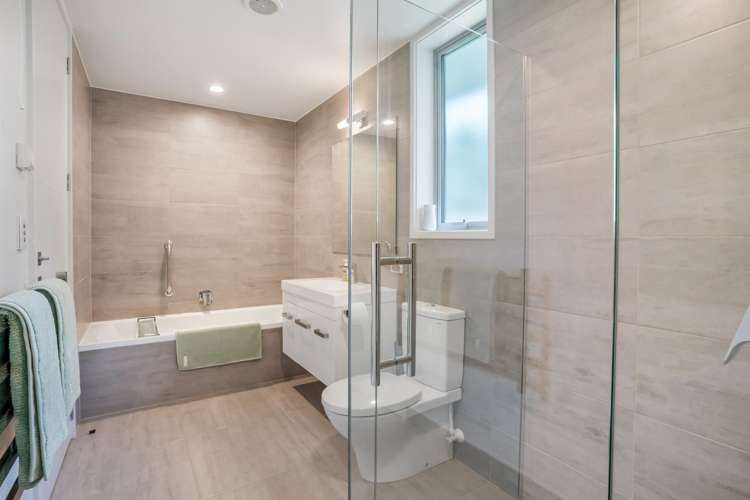 39 Welsh Road Winton_17