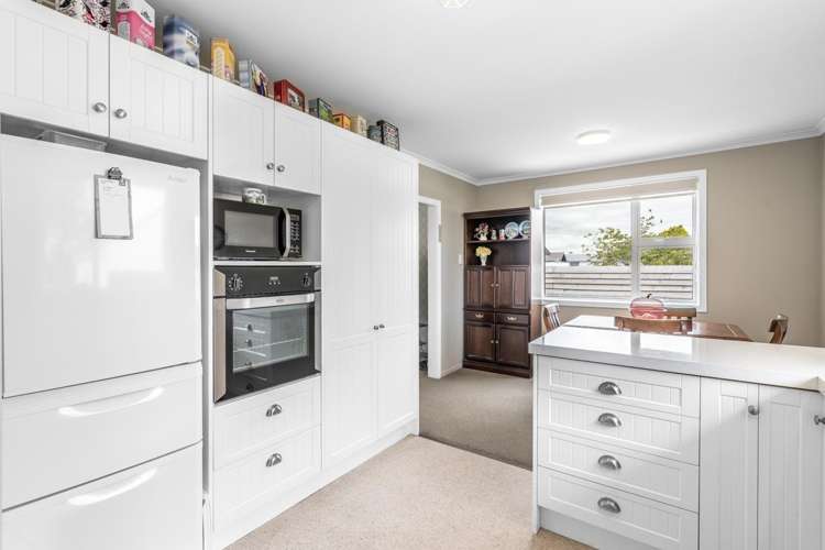 63 Edinburgh Crescent Waikiwi_9