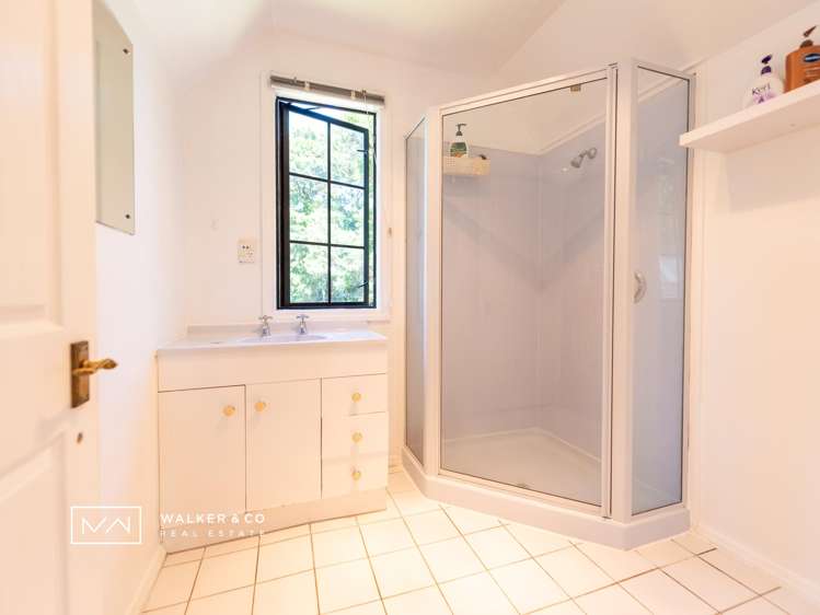 18 Mccarthy Grove Clouston Park_17