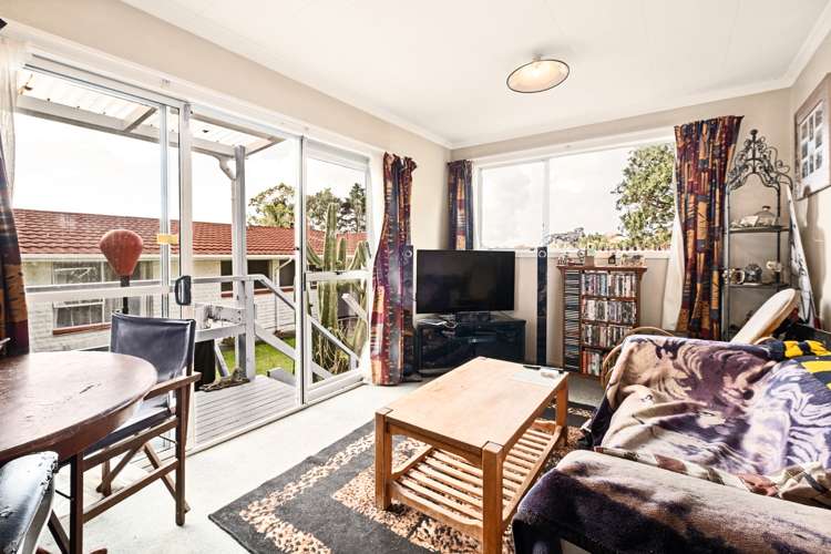 114 Huatoki Street Frankleigh Park_20