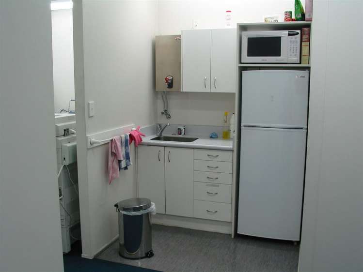 Level 1, 12 Moorefield Road Johnsonville_10