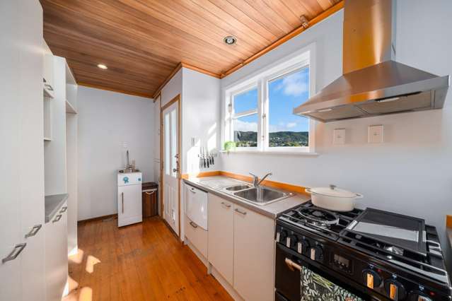 44 Taylor Terrace Tawa_3