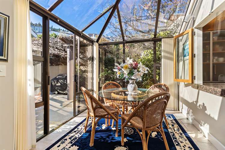 23 Edinburgh Drive Queenstown_3