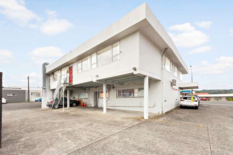 3/103 West Coast Road Glen Eden_1