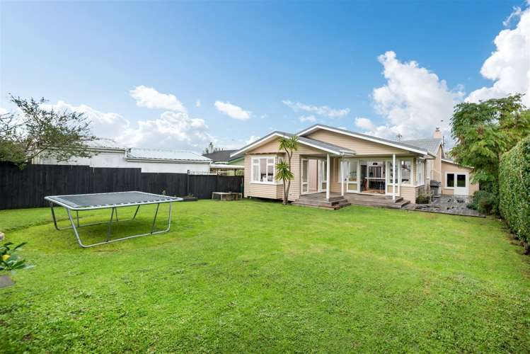 4 Creamer Avenue Belmont_5