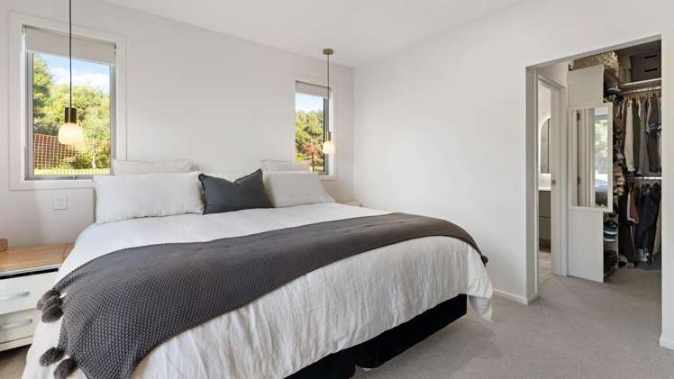 24 Orawahi Road Glenbrook Beach_18